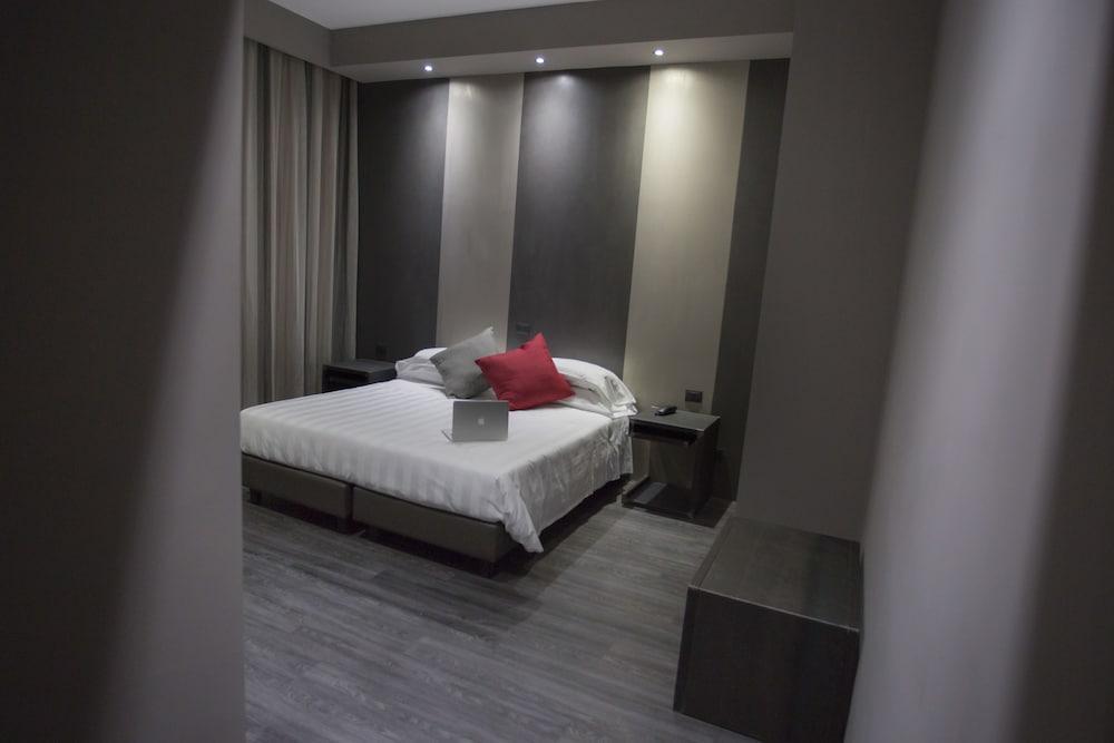 V99 Hotel Roma Dış mekan fotoğraf