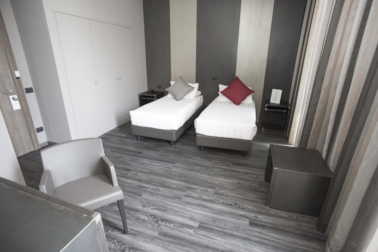 V99 Hotel Roma Dış mekan fotoğraf
