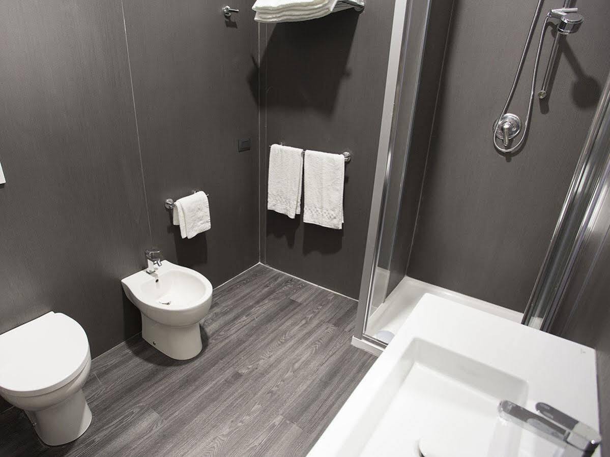 V99 Hotel Roma Dış mekan fotoğraf