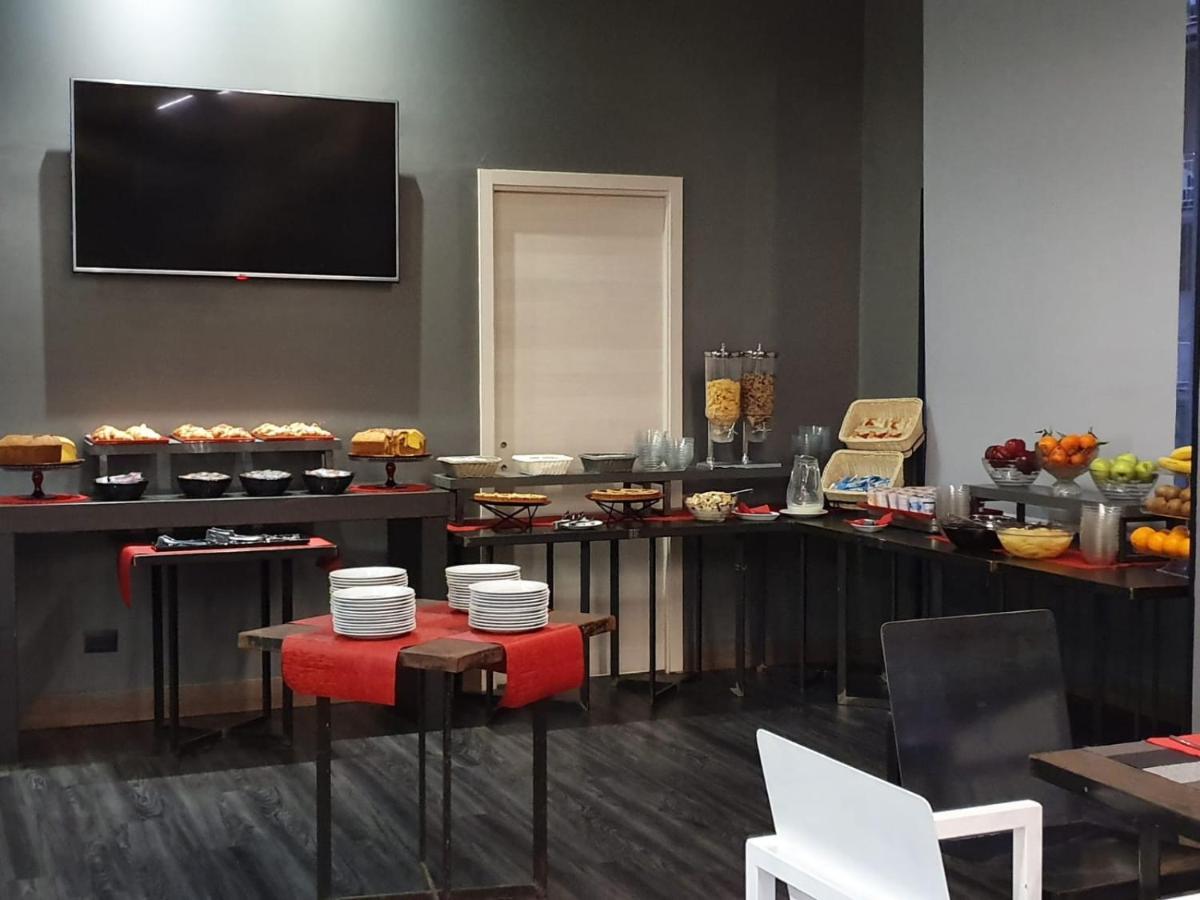 V99 Hotel Roma Dış mekan fotoğraf